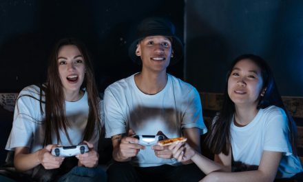 How Retroya Brings People Together Through Gaming